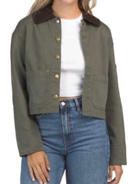 BAGATELLE COLLECTION
Cropped Trucker Jacket With Combo Collar